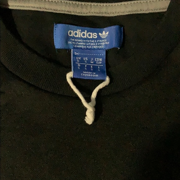ADIDAS ORIGINALS T-Shirt. - Picture 4 of 6